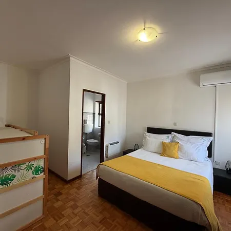 Geres Guest House Πανσιόν