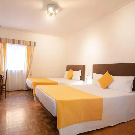 Geres Guest House Pensjonat 4*
