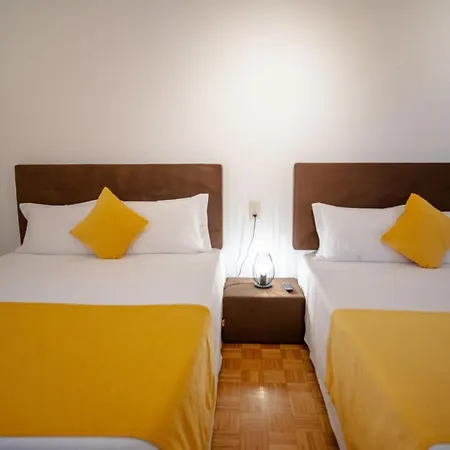 Pensionat Geres Guest House 4*