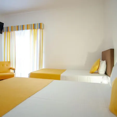 Pensión Geres Guest House 4*