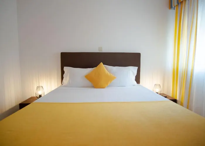 Geres Guest House Pensión Gerês