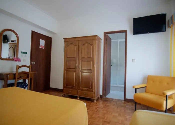 Pensión Geres Guest House 4*