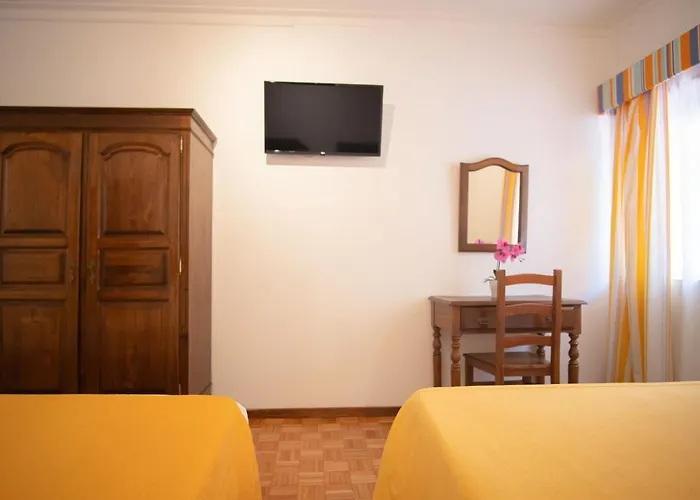 Geres Guest House Pensión Gerês